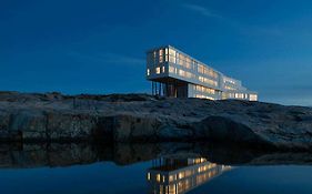 Island Inn